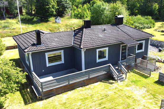5 rum villa på Bergsrådsvägen 23 Klavreström, Uppvidinge kommun - bild 1