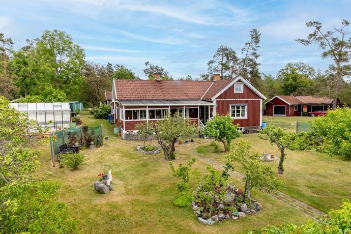 Århult Fridhem 1, Århult, Oskarshamns kommun