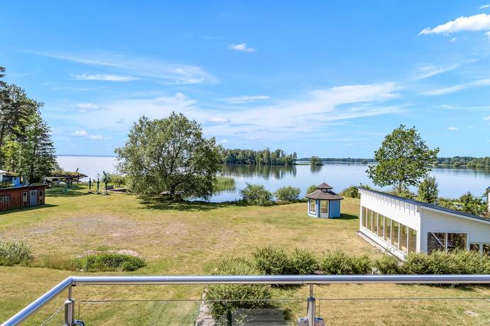 6 rum villa på Utnäsvägen 2A & 2B Hällarna, Arboga kommun - bild 3
