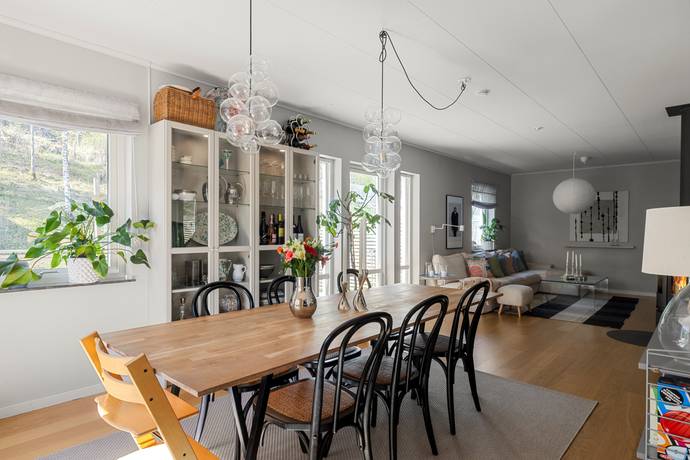 6 rum Villa på Gullkragevägen 6 Nynäshamn  Sorunda Nynäshamns kommun - bild 8