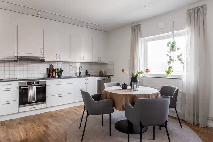 4 rum Lägenhet på Karlsdalsallén 47A Sörbyängen Örebro kommun - bild 9