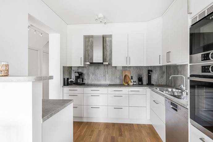 5 rum Radhus på Källarängsvägen 20D Stallarholmen Strängnäs kommun - bild 15
