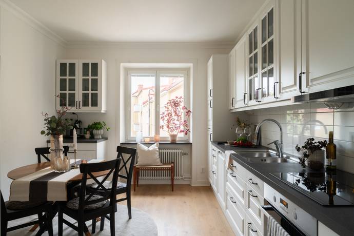 4 rum lägenhet på Södra Bangårdsgatan 12B Söder, Eskilstuna kommun - bild 1