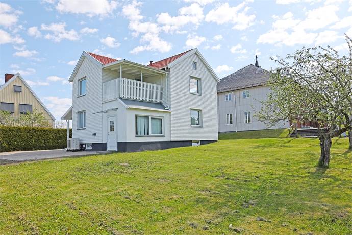 4 rum villa på Skogsgatan 3 Centralt, Sävsjö kommun - bild 1