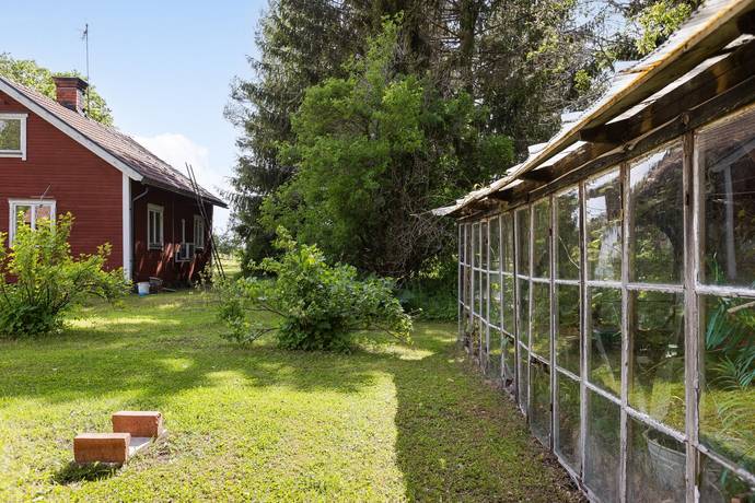 3 rum Gård med jordbruk på Fallsboda 214 Örbyhus Tierps kommun - bild 5