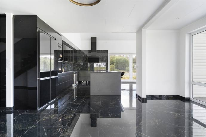 7 rum Villa på Ryrsboholmvägen 3 Göta Och Ryrsjön Lilla Edets kommun - bild 32
