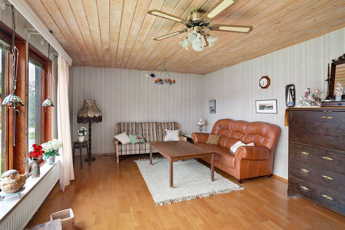 5 rum Villa på Skogsvägen 35 Sävar Umeå kommun - bild 4