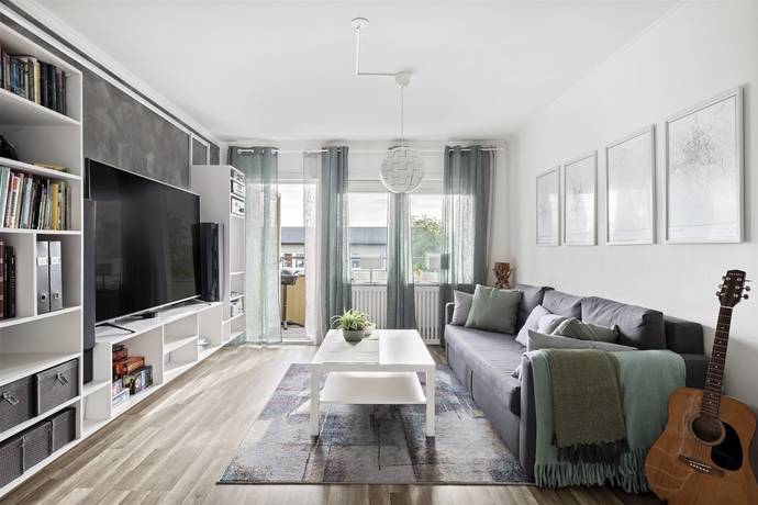 2 rum lägenhet på Körvelgatan 24b Årsta, Uppsala kommun - bild 1