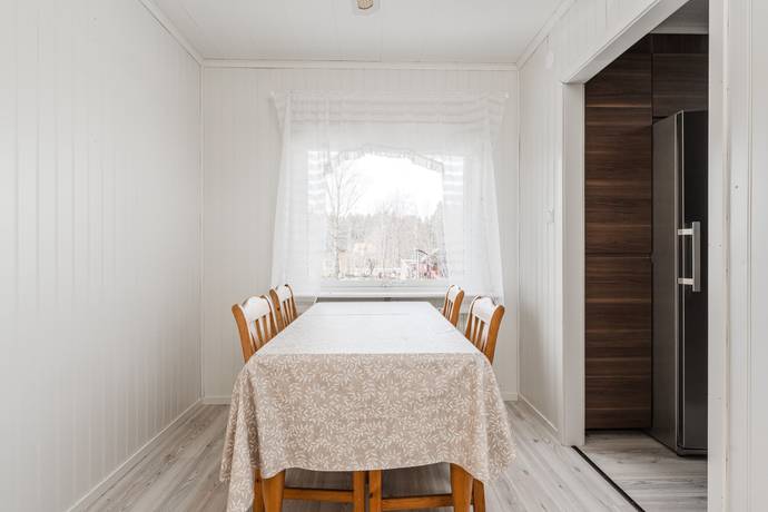 5 rum Villa på Skogsbogatan 8 Karlholm Tierps kommun - bild 5