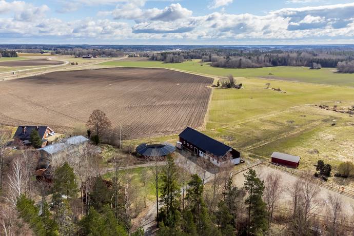9 rum Gård utan jordbruk på Tillinge-Tibble 22 Enköping Enköpings kommun - bild 49