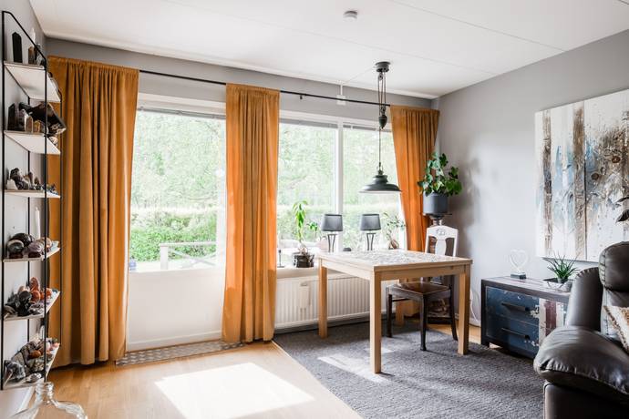 3 rum Parhus på Prästbolsvägen 12 A Fröjered Tidaholms kommun - bild 14