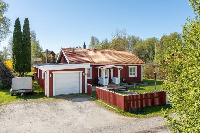 5 rum villa på Österbyvägen 6 Sticksjö, Örebro kommun - bild 1
