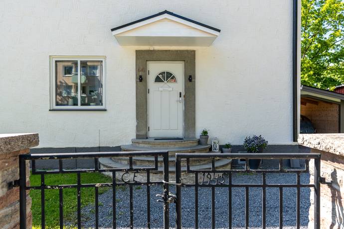 9 rum villa på Genvägen 44 Karlslund, Östersunds kommun - bild 2
