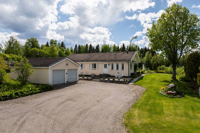 5 rum gård/skog på Släda 402 Alnö, Sundsvalls kommun - bild 4