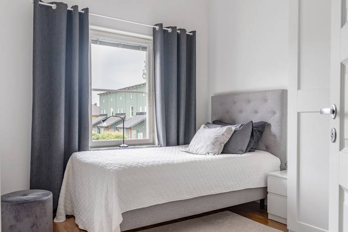 5 rum Radhus på Stigfinnarvägen 38 Segeltorp Huddinge kommun - bild 33
