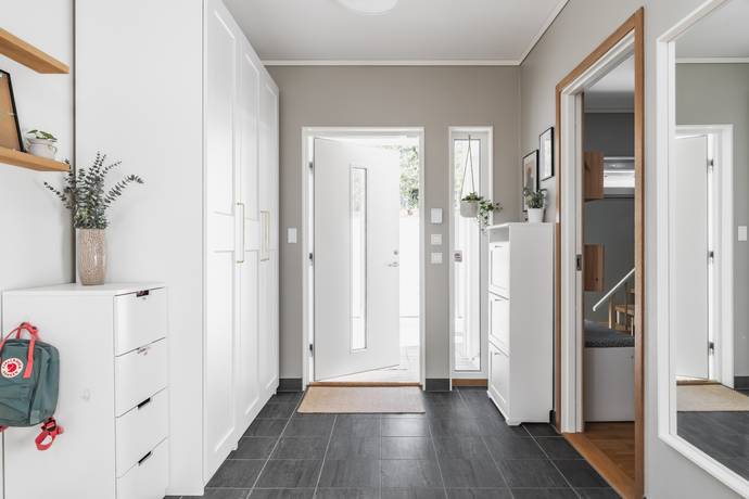 6 rum Parhus på Lupinvägen 27 Bålsta - Viby Äng Håbo kommun - bild 16