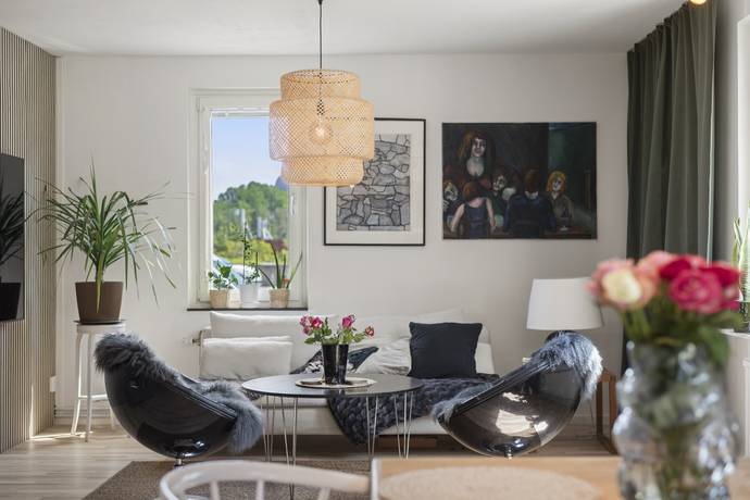 4 rum lägenhet på Utövägen 20 Västra Orminge, Nacka kommun - bild 2