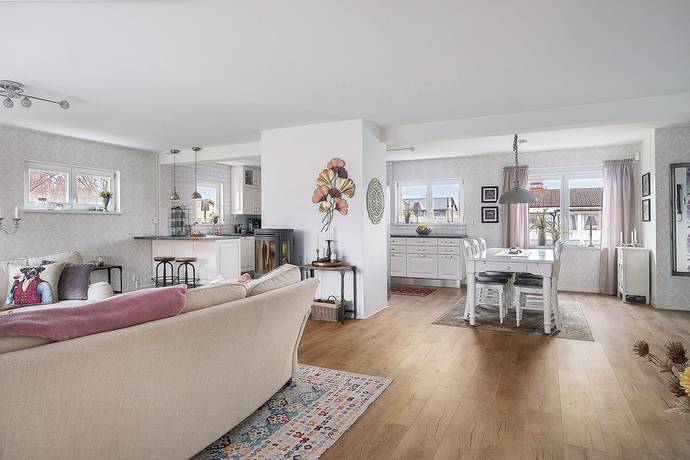 6 rum Villa på Trädgårdsgatan 8 Hässleholm - Stattena Hässleholms kommun - bild 16