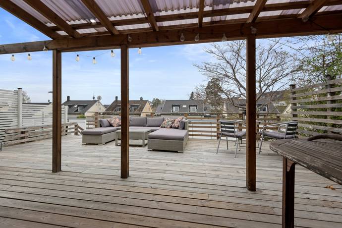 6 rum Radhus på Basgränd 127 Vällingby - Kälvesta Stockholms kommun - bild 25