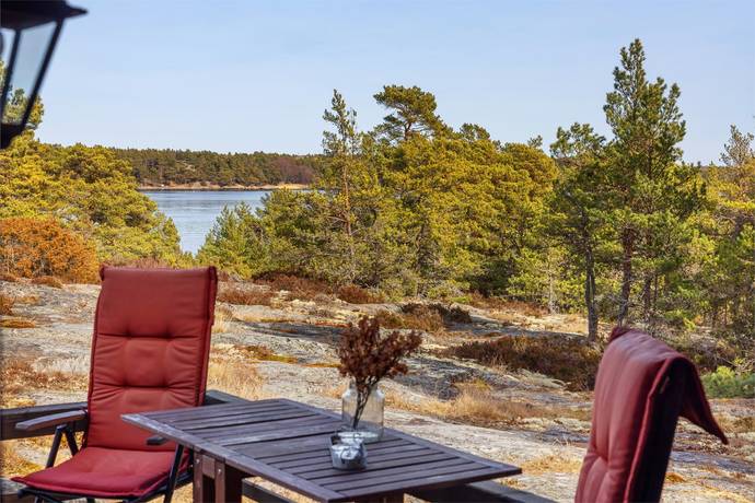 4 rum Fritidshus på Sandhamn Skarp-Runmarn 234 Skärgården Värmdö kommun - bild 9