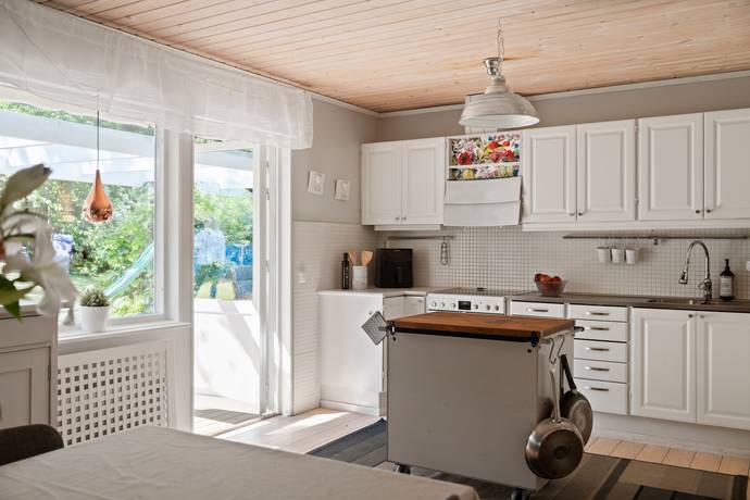 6 rum Villa på Ringblomman 9 Ekerö  Sommarstad Ekerö kommun - bild 16