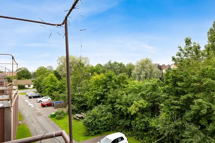 1 rum lägenhet på Lövstagatan 21E Centralt Väster, Örebro kommun - bild 2