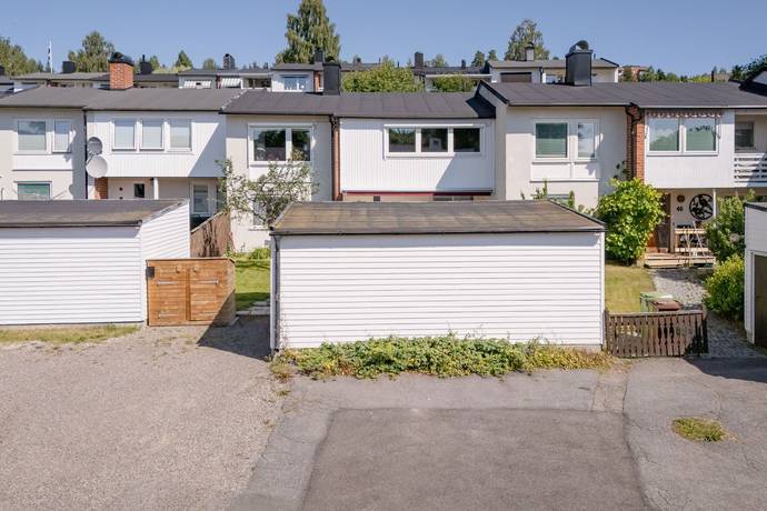 5 rum radhus på Runstensvägen 48 Sundsvall, Sundsvalls kommun - bild 1