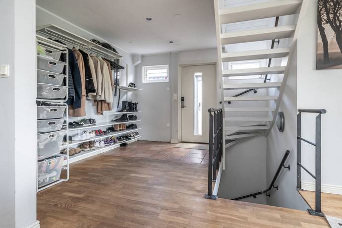 7 rum villa på Stenmåravägen 7 Bollstanäs, Upplands Väsby kommun - bild 4