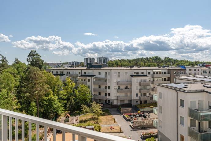 4 rum lägenhet på Lotta Svärds Gränd 16 Hägersten / Fruängen, Stockholms kommun - bild 3