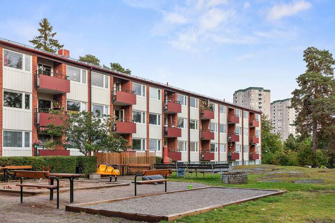 3 rum lägenhet på Forshagagatan 32, 1 tr Farsta Centrum, Stockholms kommun - bild 2