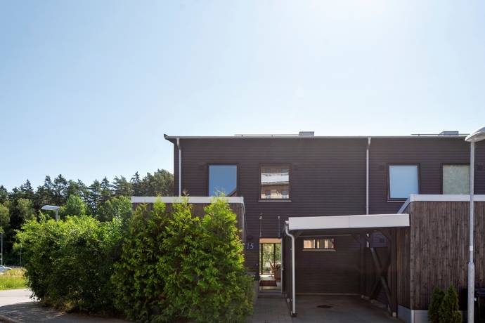 5 rum radhus på Ragvaldsbo gårdsväg 15 Centrala Sigtuna, Sigtuna kommun - bild 1