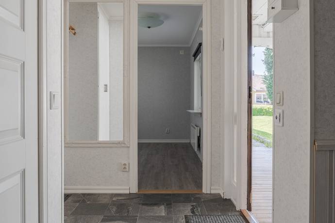 5 rum villa på Stenvägen 24 Domsjö, Örnsköldsviks kommun - bild 3