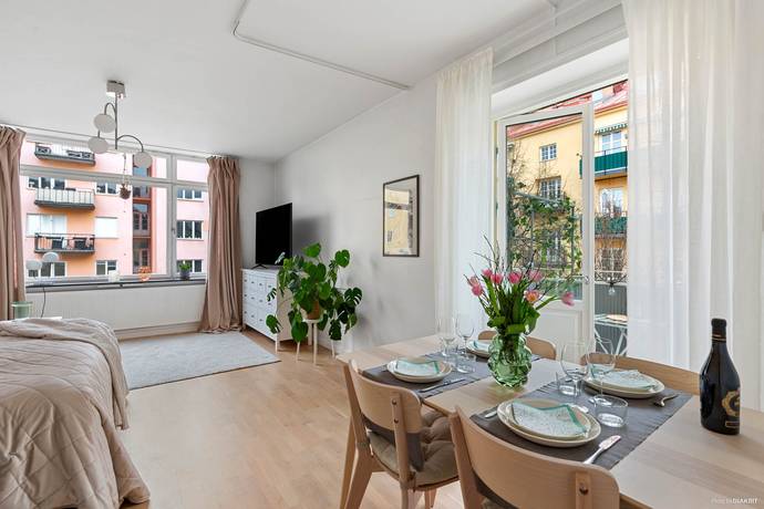 1 rum lägenhet på Erik Sandbergs Gata 8 Råsunda, Solna kommun - bild 2