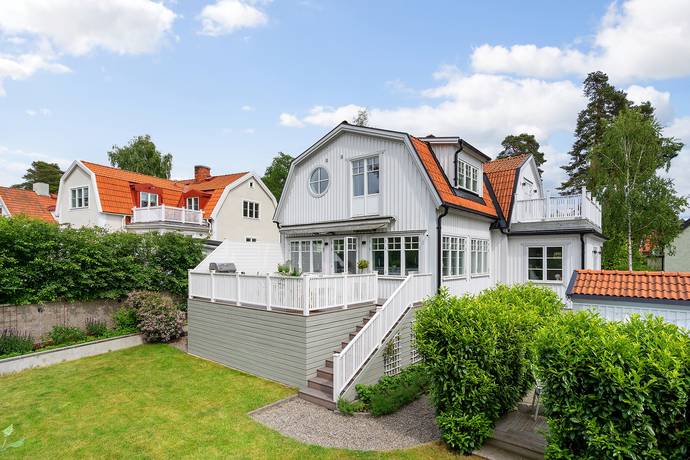 8 rum villa på Sophie Adlersparres väg 6 Enskede/Kärringstan, Stockholms kommun - bild 1