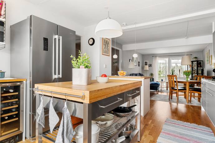 6 rum villa på Fårticksgatan 128 Enköping, Enköpings kommun - bild 2