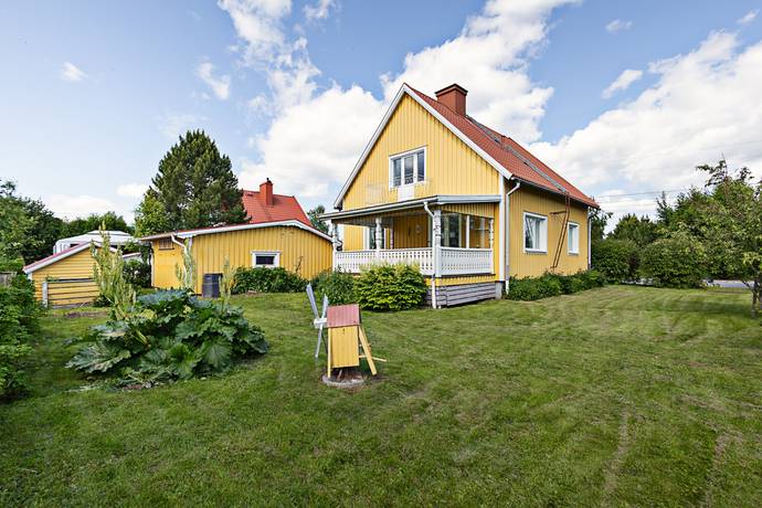 5 rum villa på Blomstervägen 10 Västerslätt, Umeå kommun - bild 1