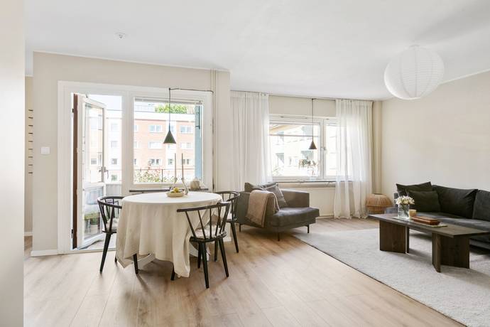 3 rum lägenhet på Södra Slottsgatan 23B Gävle, Gävle kommun - bild 2