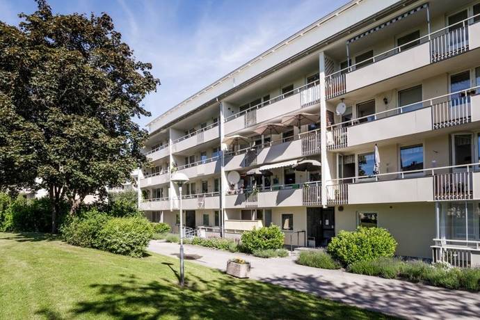 4 rum lägenhet på Nyängsvägen 13 Tullinge, Botkyrka kommun - bild 1