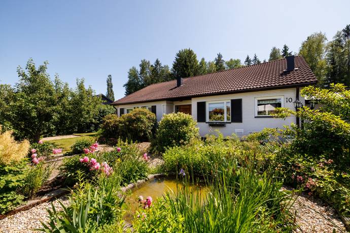 5 rum villa på Karlslundsvägen 10 Via, Kumla kommun - bild 2