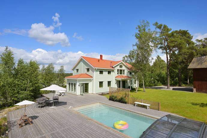 7 rum villa på Norrskogens laga 1 Ekerö Sundby, Ekerö kommun - bild 2