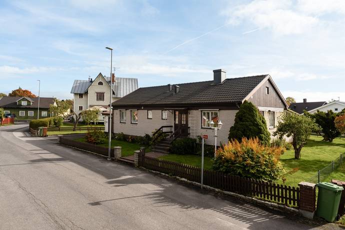Slussegatan 5, Gällkvist, Skara kommun