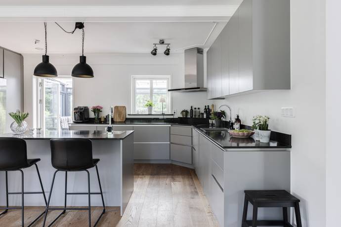 7 rum villa på Domgärdesvägen 1 Ingarö - Grönskan, Värmdö kommun - bild 3