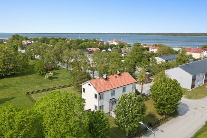 6 rum villa på Backvägen 6-8 Fårösund, Gotlands kommun - bild 1
