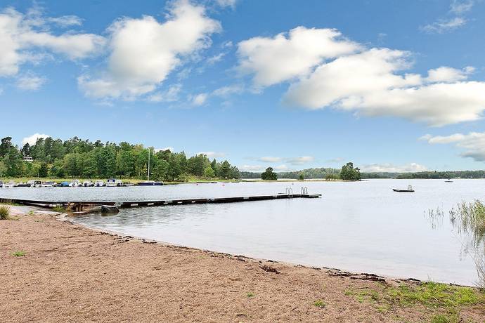 2 rum Vinterbonat fritidshus på Marens aspväg 11 Lågarö Norrtälje kommun - bild 35