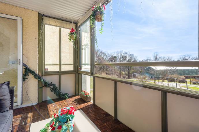 3 rum lägenhet på Johan Enbergs väg 9 Västra Skogen, Solna kommun - bild 2