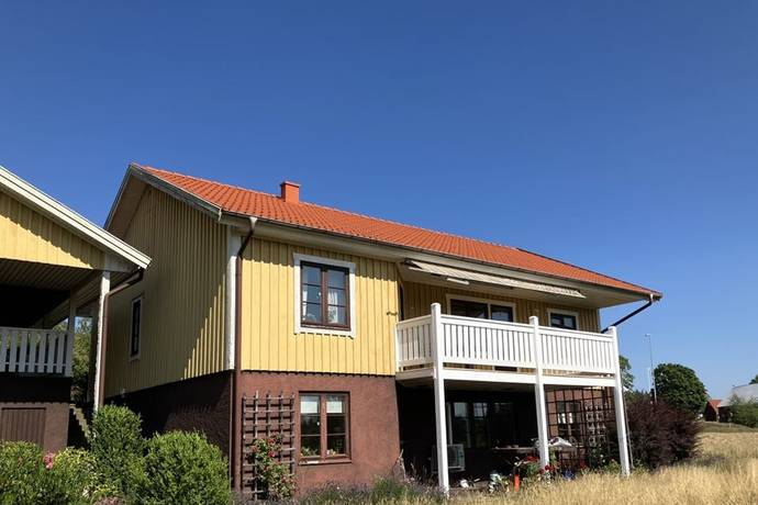 6 rum villa på Skällerydsvägen 18 Blomstermåla, Mönsterås kommun - bild 3