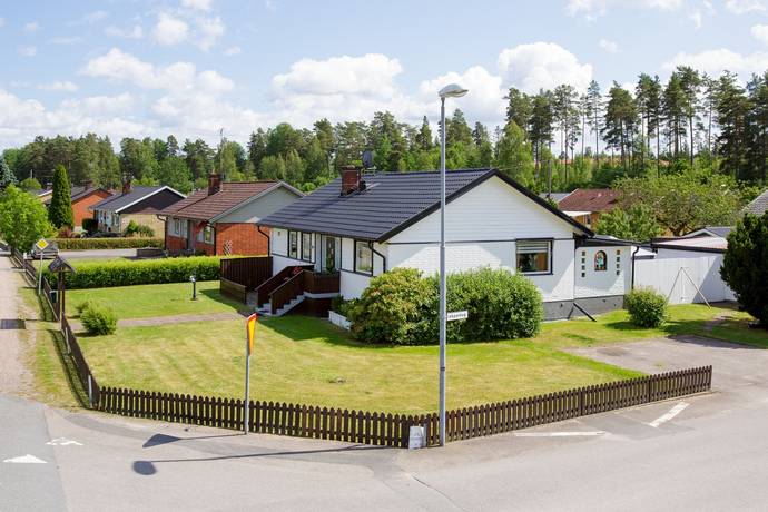5 rum villa på Vetlandavägen 37 Holsbybrunn, Vetlanda kommun - bild 2