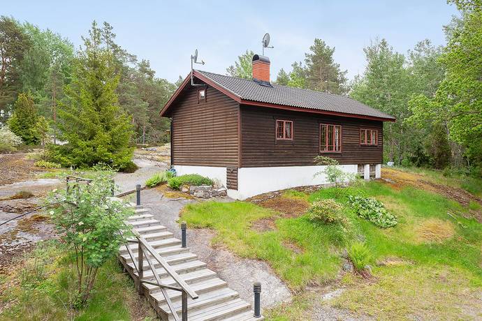 3 rum fritidshus på Tistelängsvägen 11 Saltarö, Värmdö kommun - bild 1