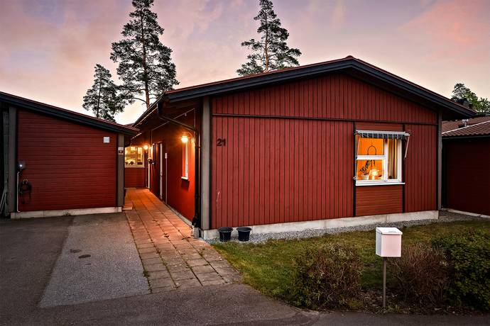 4 rum Villa på Cecilia Haraldsdotters gata 21 Pilsbo Sigtuna kommun - bild 9
