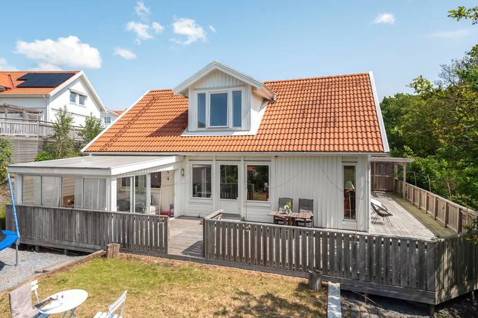 6 rum villa på Västerhöjdsvägen 4 Kärna, Kungälvs kommun - bild 1